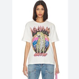 Revolve DAYDREAMER Def Leppard High N Dry Weekend Tee